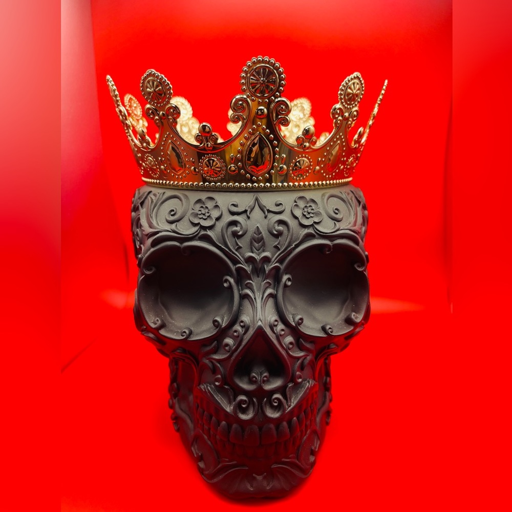 Bath & Body Works Halloween Filigree Black Skull with Crown Candle Holder